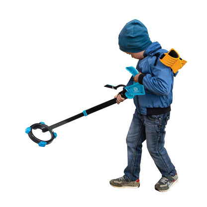 Discovery™ #Mindblown Kids Digital Metal Detector with Searching Motion LCD screen, STEM Toy for Kids 6+ Years